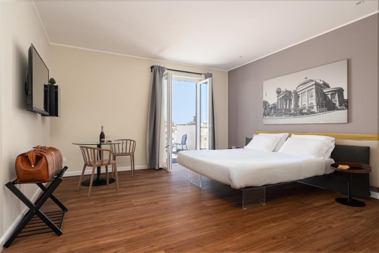 Suite Al Centro Di Palermo Con Terrazza Privata Luaran gambar